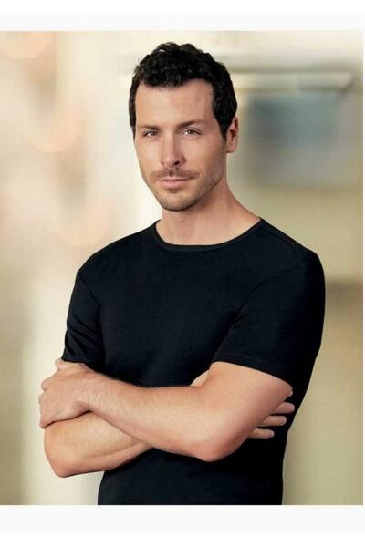 Şahinler Чоловіча чорна футболка з коротким рукавом та коміром-стійкою Ribana...