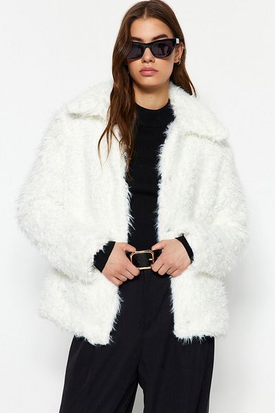 Trendyol Collection Ecru Fur Jacket Coat TWOAW24MO00074