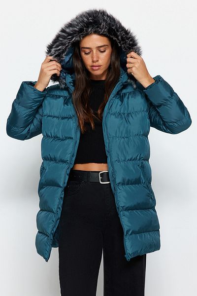 Trendyol Collection Vodoodpudivá kožešinová bunda s kapucí – Benzín Regular Fit Twoaw24Mo00081