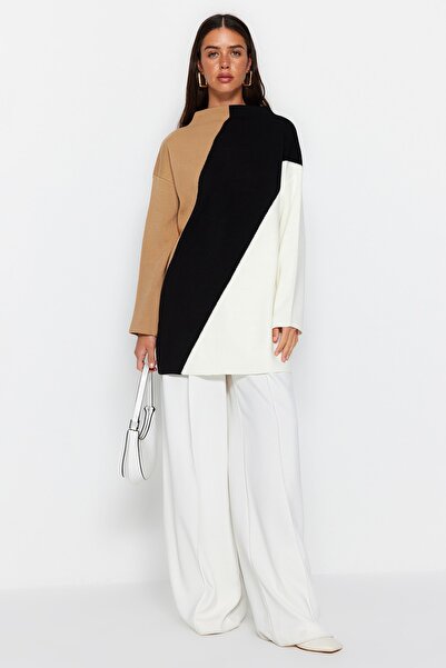Trendyol Modest Πλεκτό πουλόβερ με ψηλό γιακά μπεζ χρώματος TCTAW24AK00006