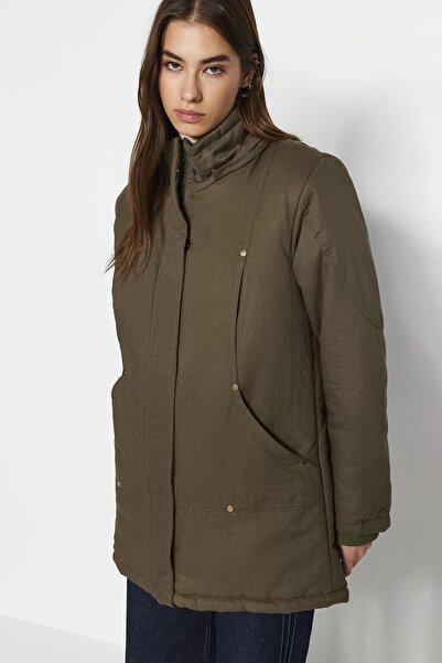 Trendyol Collection Khaki Fur Hooded Water Repellent Parka Coat TWOAW24KB00056