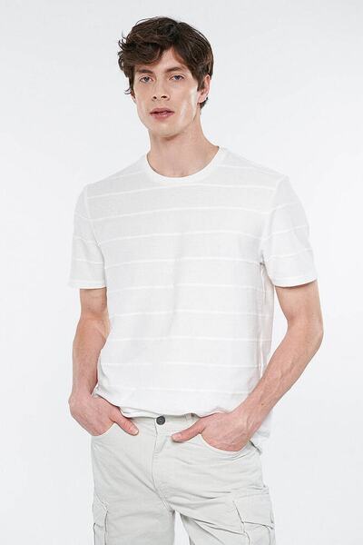 Mavi تي شيرت أبيض بتفاصيل خط للرجال0611409-70057