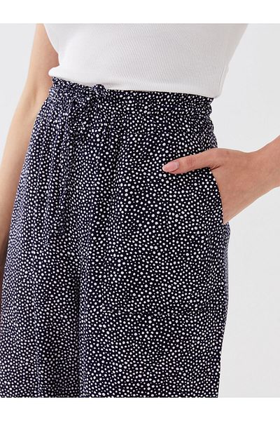 LC Waikiki Gemusterte, bequeme Damenshorts