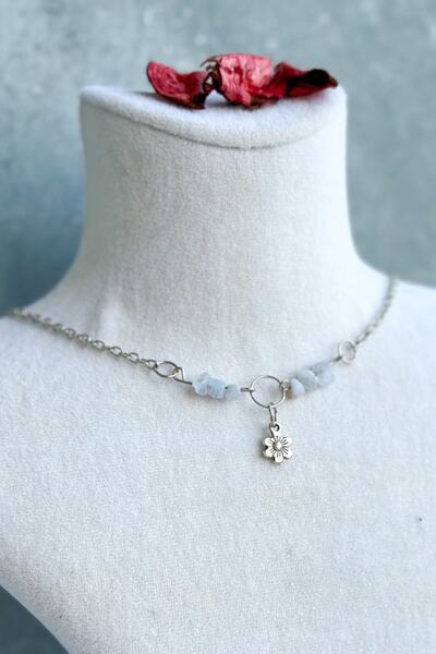 Retro Collection قلادة من حجر العقيق الطبيعي