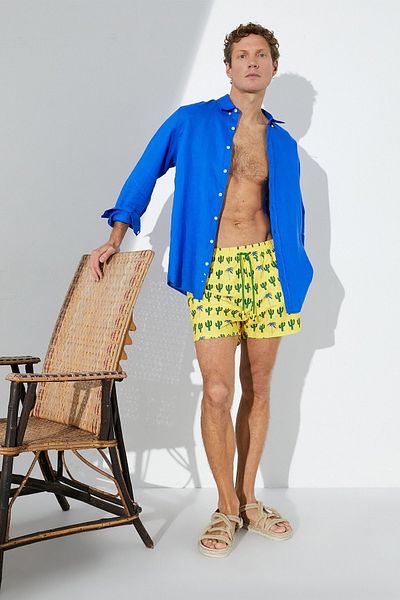 Koton Bedruckte kurze Badeshorts für Herren mit Kaktusmotiv und Spitzentaschen an der Taille 3SAM00054BW