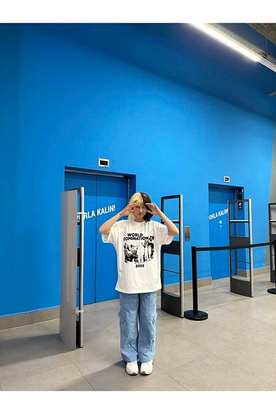 Gofeel World Domination Printed White Oversize T-shirt