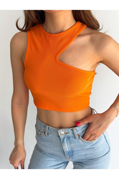 QUTTA Front Asymmetrical Ottoman Fabric Women's Crop Blouse