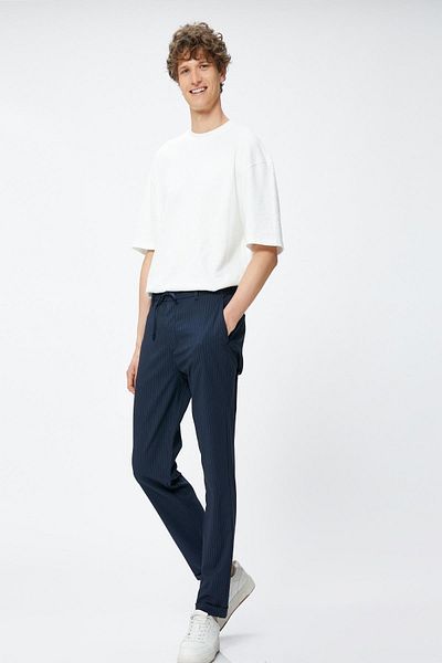 Koton Marineblau gestreifte Herrenjeans