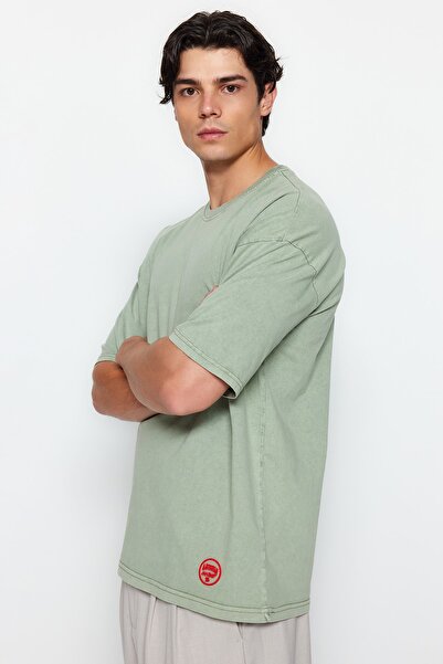 Trendyol Collection Πράσινο μπλουζάκι από βαμβακερό χλωμό εφέ - TMNSS23TS00153