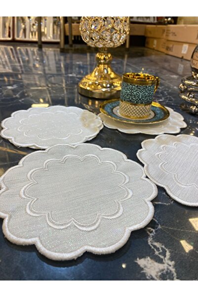 Teksev Galaxy Cream Cocktail Χαρτοπετσέτα 6 τεμαχίων Maras Handwork Surnama Κεντημένη χαρτοπετσέτα παρουσίασης καφέ