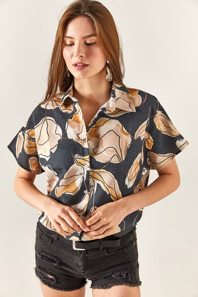 Olalook Women's Geometric Camel Bat Linen Blended Shirt GML-19001121