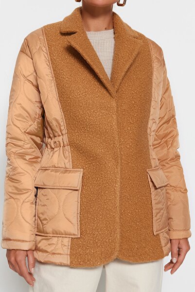 Trendyol Collection Camel Oversize Stamp Detailed Quilted Water Repellent Puffer Jacket TWOAW24MO00108