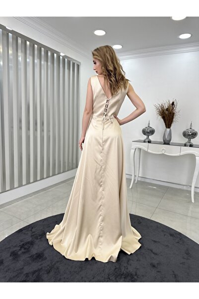 Rana Zenn Gold Saten Boncuklu Drapeli Ahu Abiye