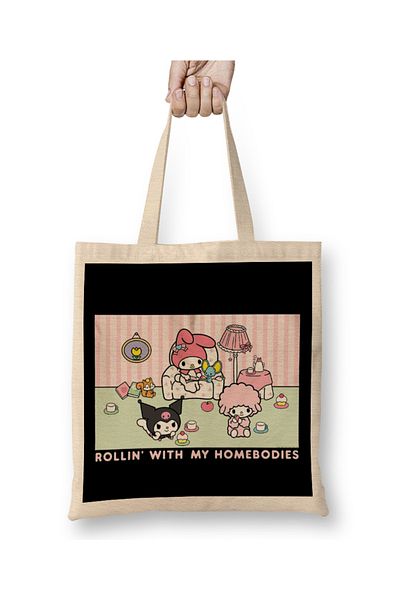 Baskı Dükkanı My Melody And Kuromi Rollin With My Homebodies υφασμάτινη τσάντα μακριά λαβή