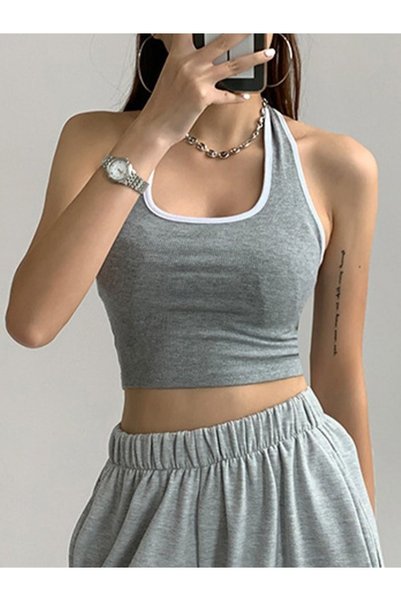 JamaisVu Halter Neck Short Strap Tank Top