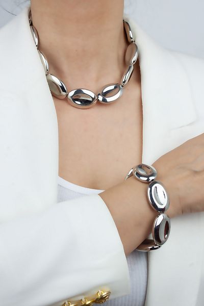 Liveyn Design Metallized Necklace Bracelet Set