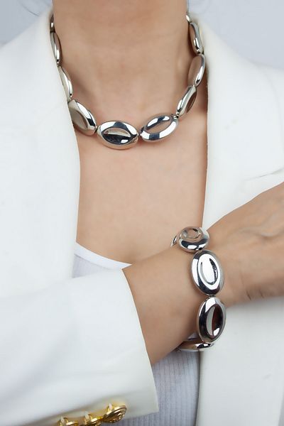 Liveyn Design Metallized Necklace Bracelet Set