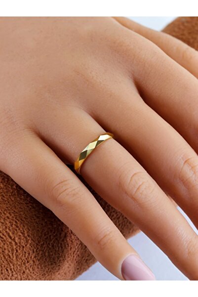 Nilvera Kuyumculuk 14 Ayar Altın Prizma Alyans, Zarif Altın Yüzük Kadın, Göz Alıcı Işıklı Mücevher Kutusuyla