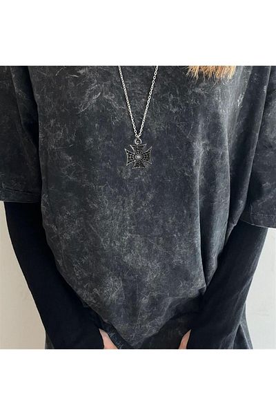 Touz Blunt Blunt Web Cross Design Necklace