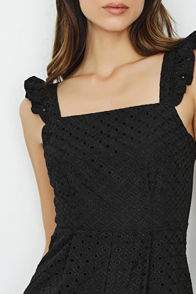 Select Moda Γυναικεία μαύρη φόρμα με λεπτομέρεια υφαντού μπροντέ