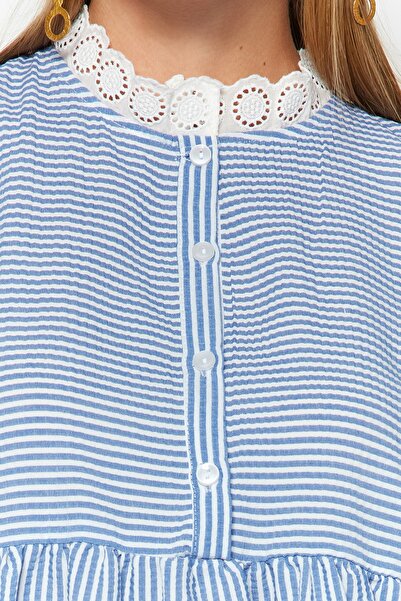 Trendyol Modest Blue Lace Woven Seersucker Plaid Tunic TCTSS23UK00067