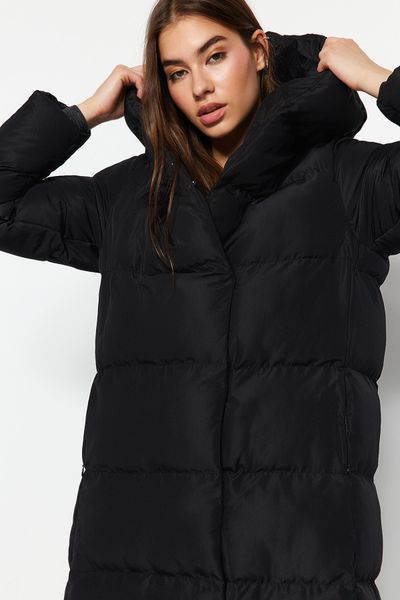 Trendyol Collection Black Side Snap Closure Water Repellent Long Quilted Puffer Jacket TWOAW24MO00044