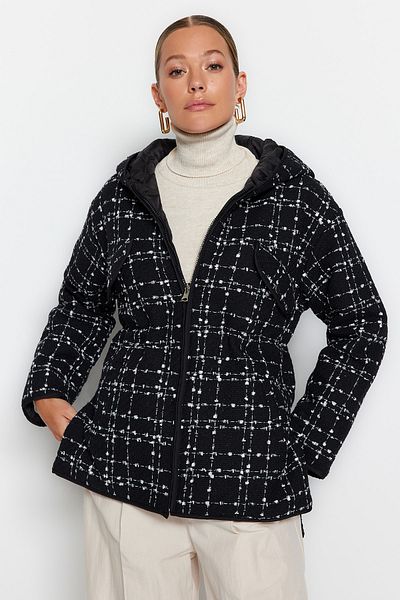 Trendyol Collection Czarna dwustronna, pikowana kurtka puchowa Premium Oversize z tweedu TWOAW24MO00000