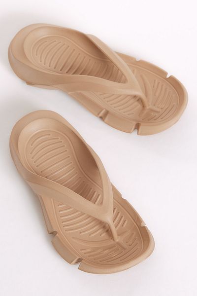 Tonny Black Γυναικείες παντόφλες Eva Flip Flop με χοντρή σόλα από βιζόν