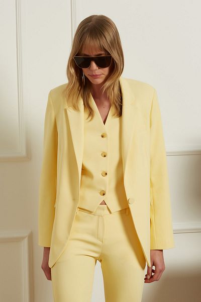 Dahlia Bianca Luzi Blazer - Comfortable Fit and Stylish Design