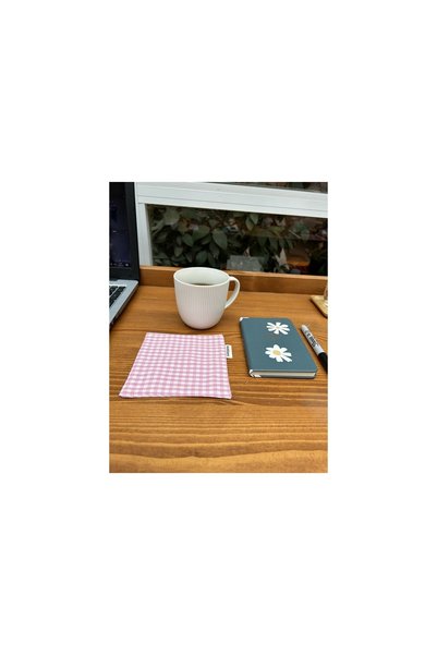 Sumicorn Design Pink Gingham Soft Fabric Washable Cup Mug Pad