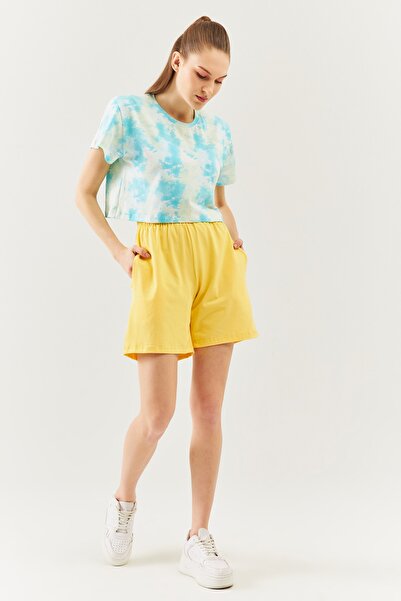 Butikgiz Sarı Rahat %100 Pamuklu Penye Beli Lastikli Bel Cepli Kısa Trendy Kadın Şort