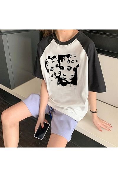 Touz Y2k Face And Eyes White Raglan Sleeve Oversize T-shirt