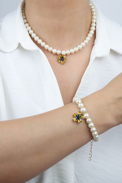 Pridza Glass Pearl Flower Figure Necklace Bracelet Set