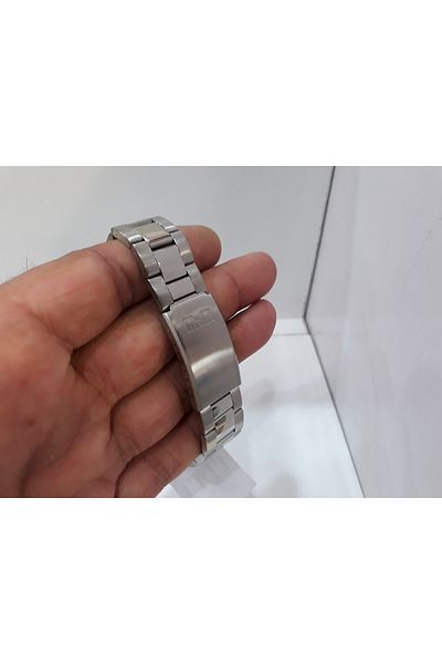Q&Q C32a-004py, with calendar, 5 Atm Waterproof, Silver Color Stainless Steel Bracelet Men's Wristwatch