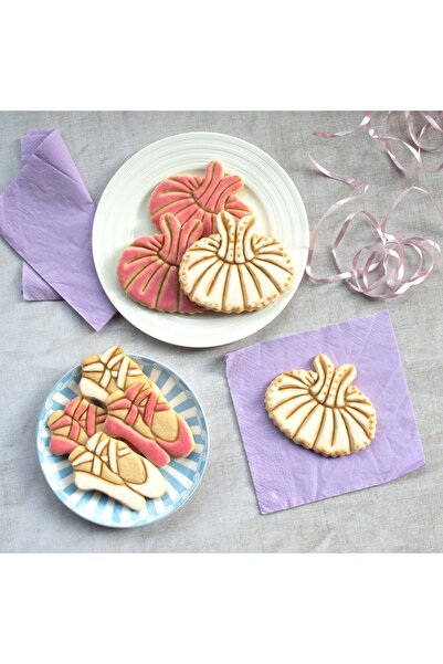 Hobist طقم فستان راقصة الباليه والأحذية وقالب البسكويت وقالب لب السكر