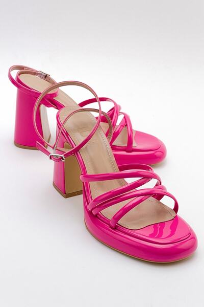 LuviShoes Pantofi cu toc OPPE din piele lacuita fucsia