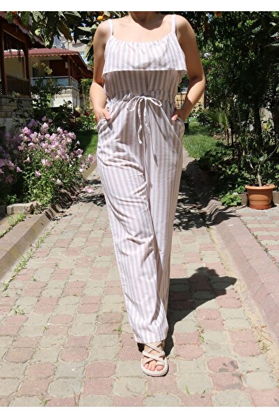 Ece Kahraman Yaka Detaylı Bel Bağlamalı Tulum