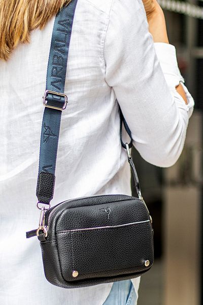 Garbalia Mini černá dámská taška West s nastavitelnou křížovou rukojetí a ramenním popruhem s magnetem a zipem