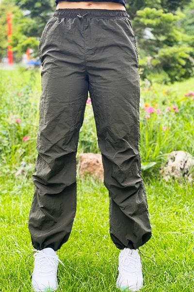 fmnbutik Girl's Parachute Fabric Adjustable Elastic Comfortable High Waist Loose Pocket Detail Cut Pants