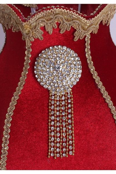 Dekovien Red Twisted Lampshade - Brooch Decorated Base