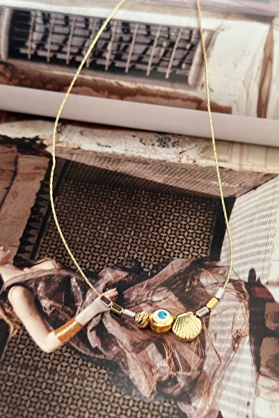 Trendy Butik Thin Chain Necklace with Evil Eye and Oyster Figures