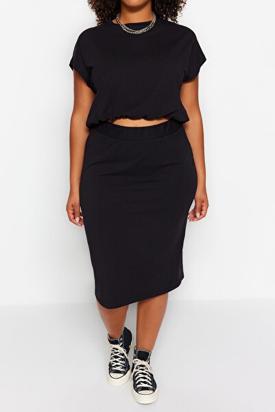 Trendyol Curve Black Crew Neck Knitted Top and Bottom Set TBBSS22AU0003