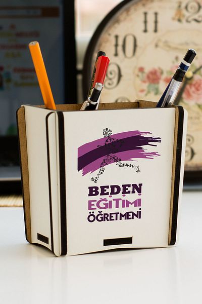 Hediyelen Physical Education Teacher Pen Holder
