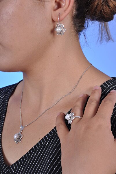 Midyat Nurtaş Gümüş Kadın İnci Taşlı Papatya Model Oksitli Telkari Gümüş Üçlü...