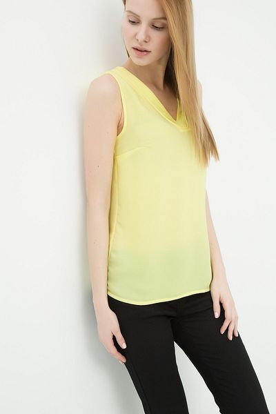 Koton Bluse mit V-Ausschnitt