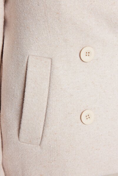 Trendyol Collection Krátký ražený vlněný kabát - Stone Fitted, TWOAW24KB00018