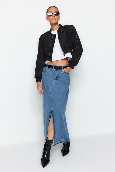 Trendyol Collection Nepromokavá černá bunda Crop Bomber Jacket - Twoaw24Mo00061