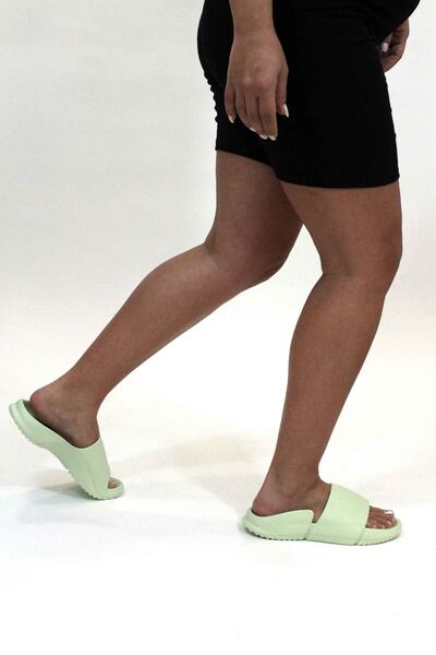 solariz Women's Orthopedic Non-Slip Sole Platform Daily Beach Summer Maternity Slippers