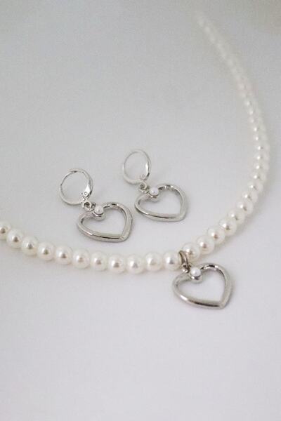 EUROMODA Tektaşlı Kalp Tasarımlı Inci Boncuklu Incili Kolye