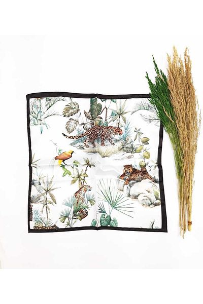 Fular Marketi Leopard Patterned Satin Bandana